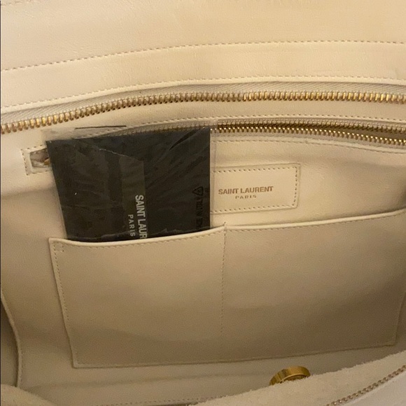 YSL calfskin medium classic Y - Picture 7 of 8